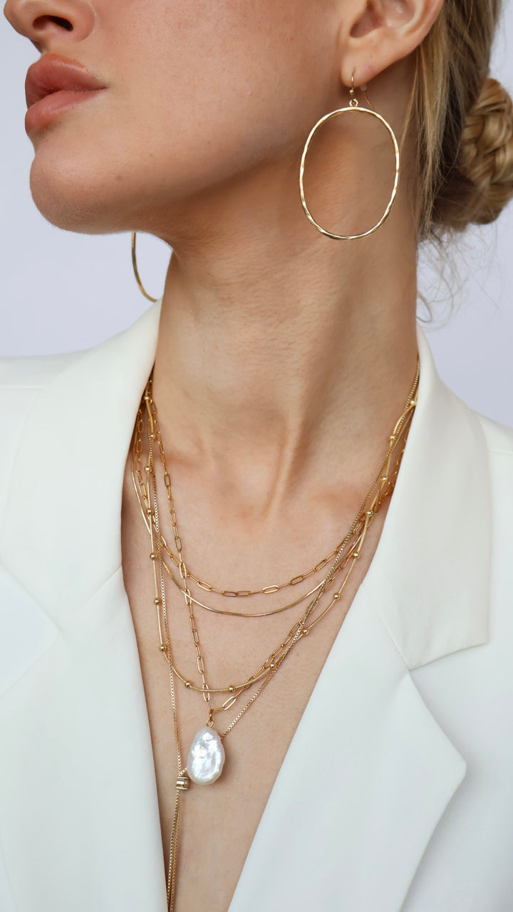 Corey Pendant Necklace