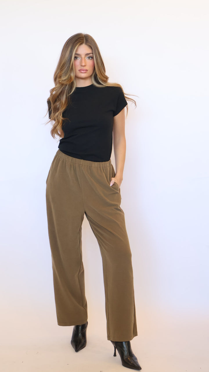 Elastic Waist Straight Leg Pant