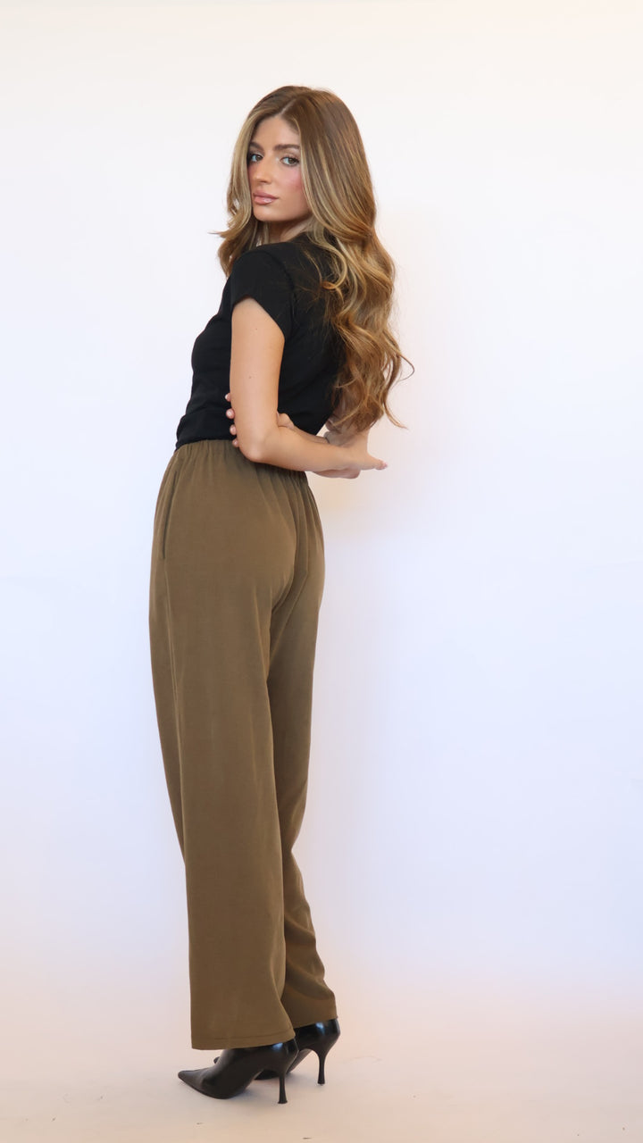 Elastic Waist Straight Leg Pant