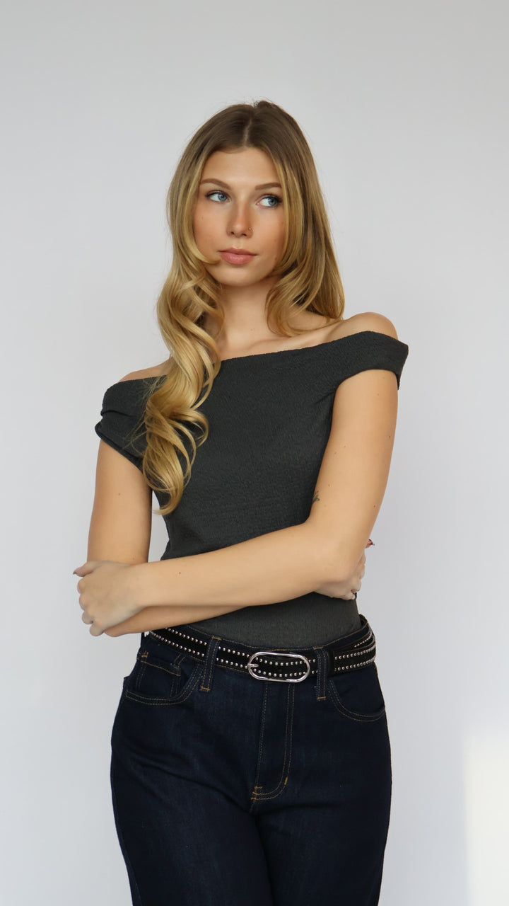 ASTR Lindy Off Shoulder Top
