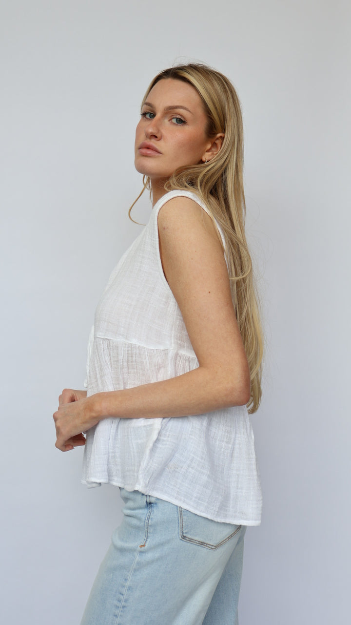 Sleeveless Lightweight Top