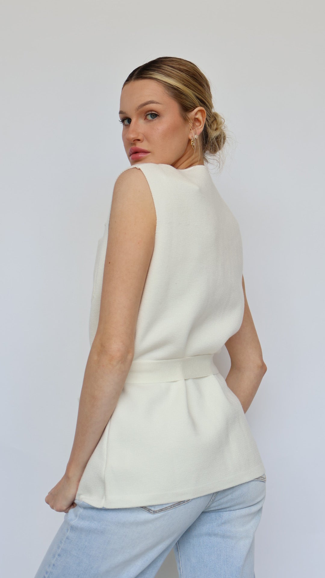 Simone Sleeveless Knit Jacket