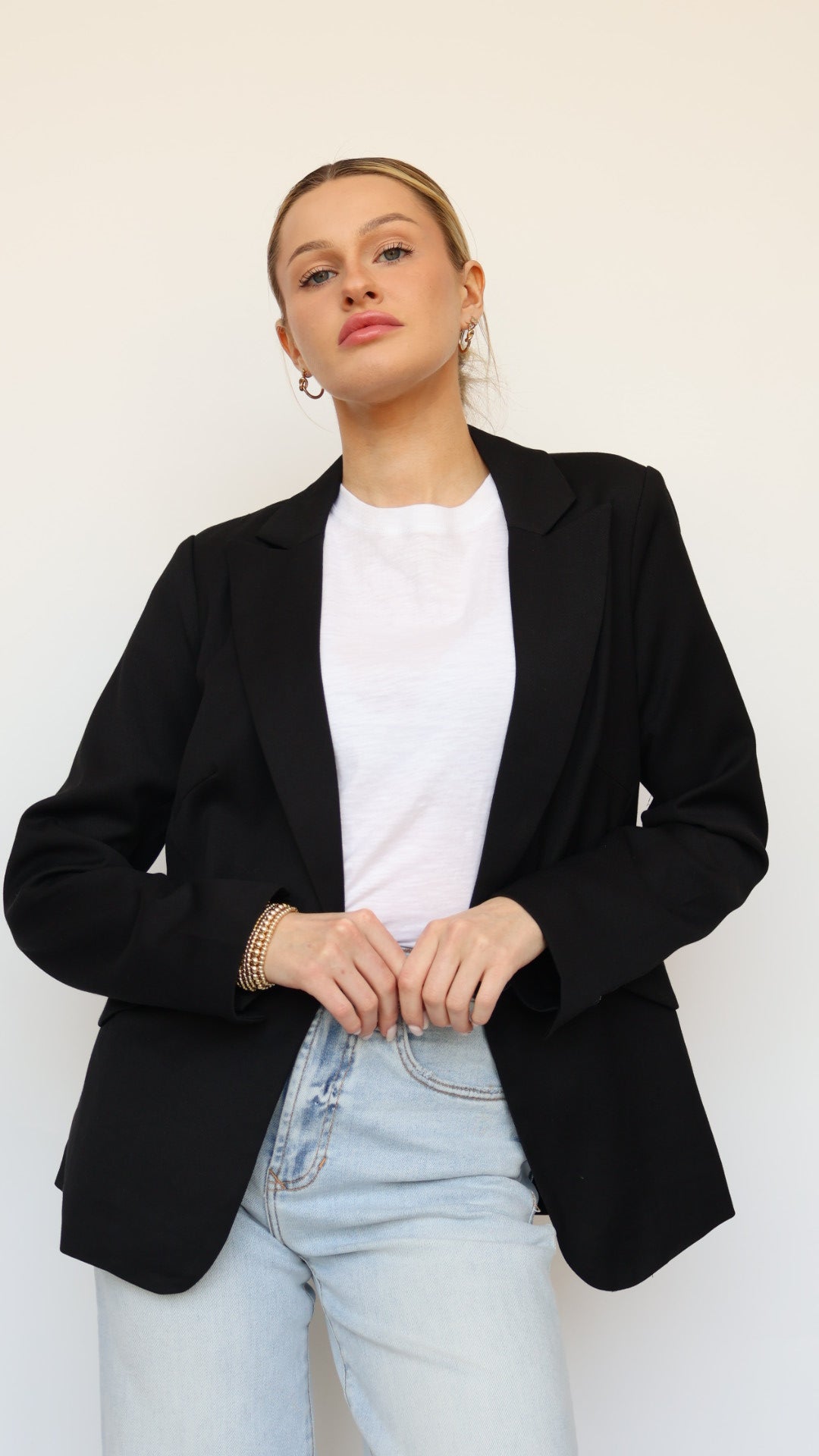 Classic Fit Stretch Blazer