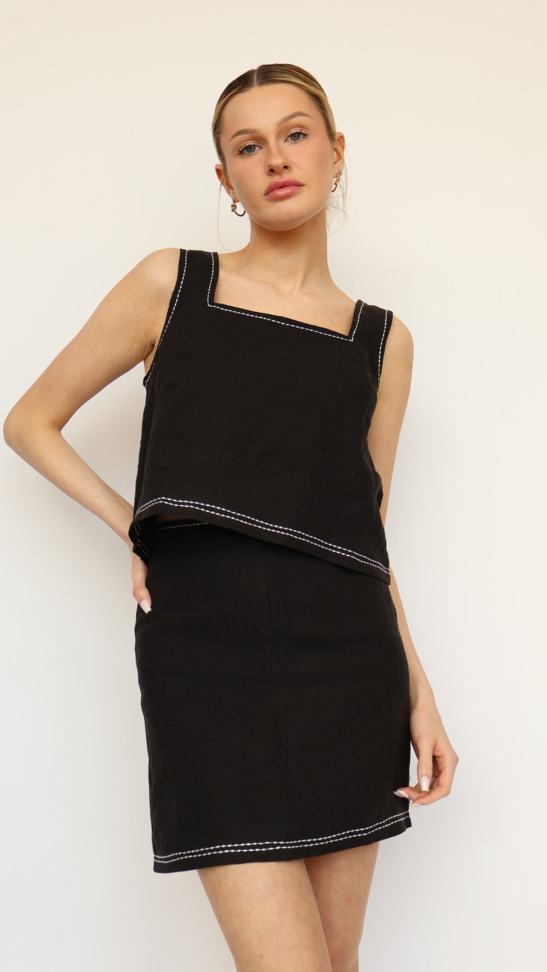Taby Contrast Stitch Top