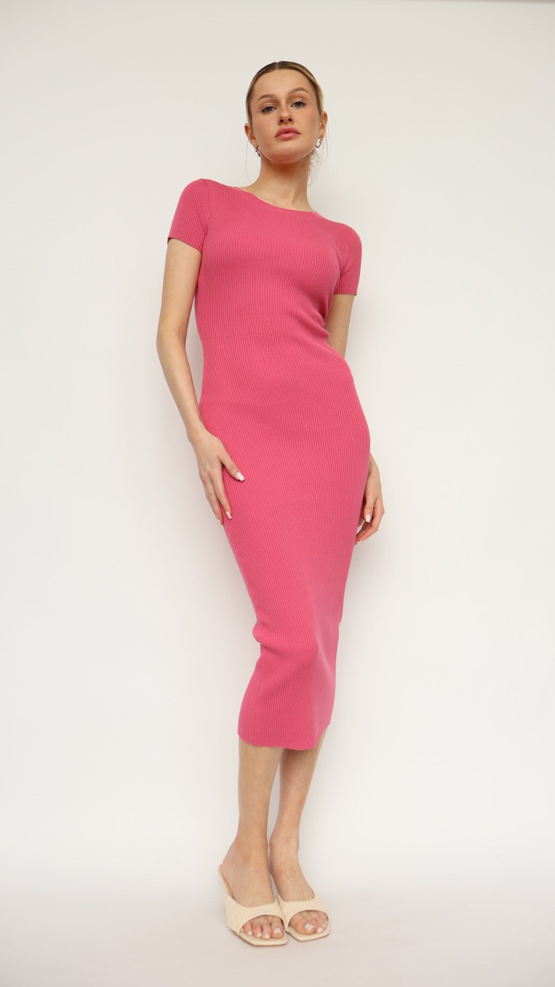Ribbed Short Sleeve Midi Dress