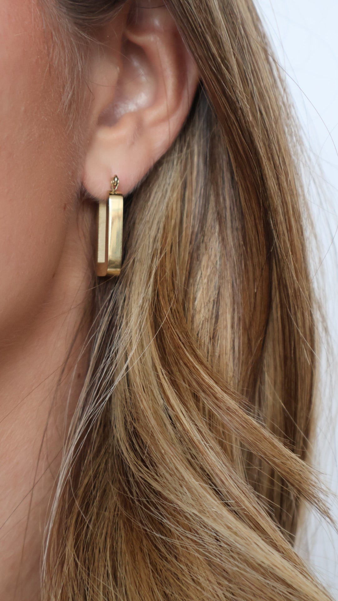 Statement Gold Earring