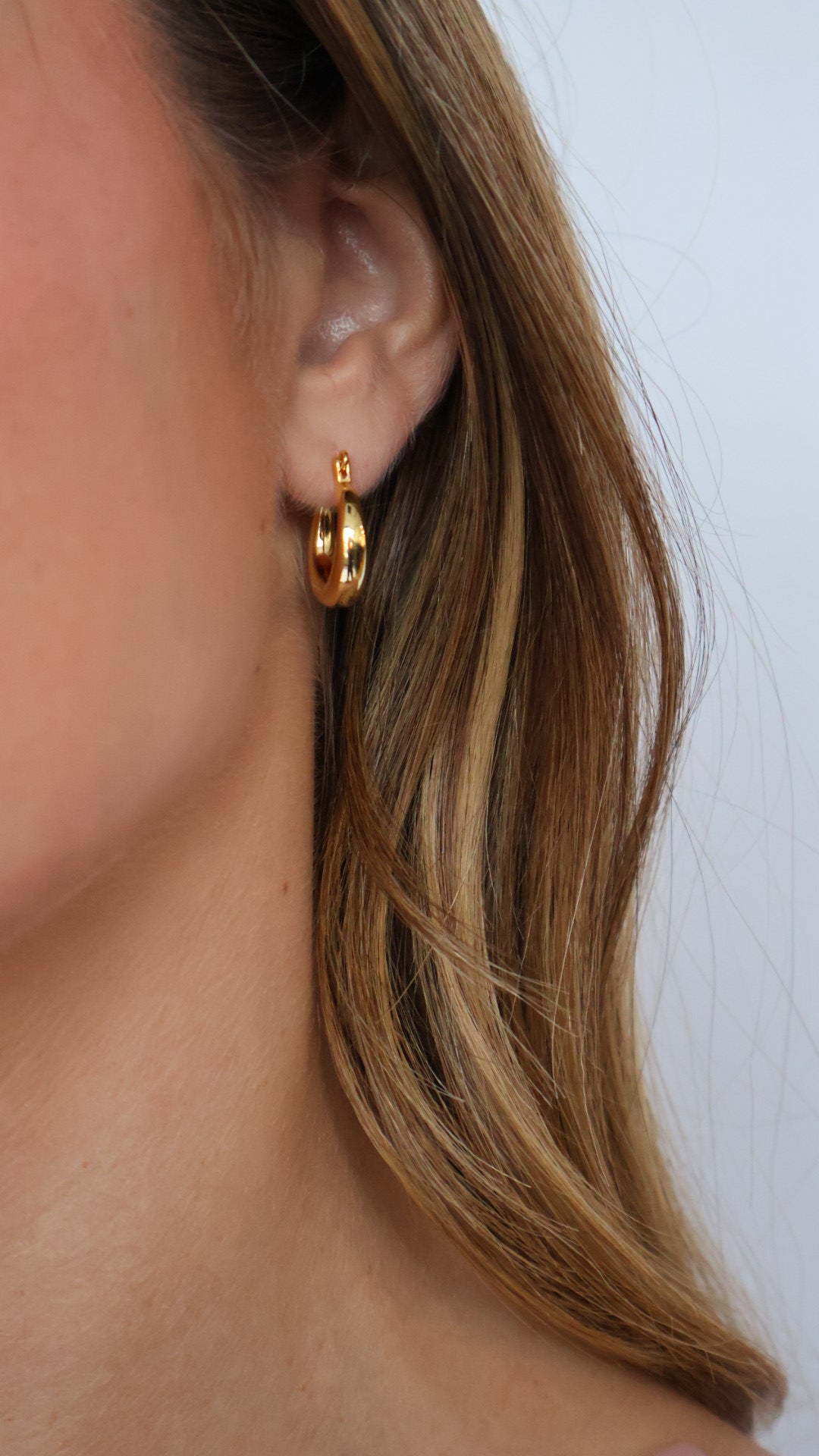 Classic Small Hoop Earring