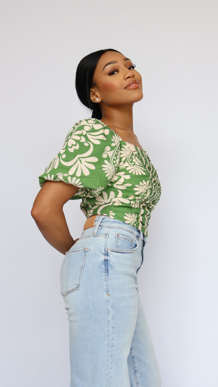 Floral Puff Sleeve Crop Top