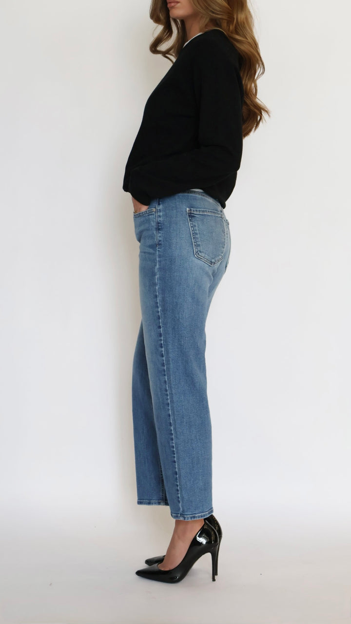 Just Black Denim Mid Rise Slim Wide Leg Jeans