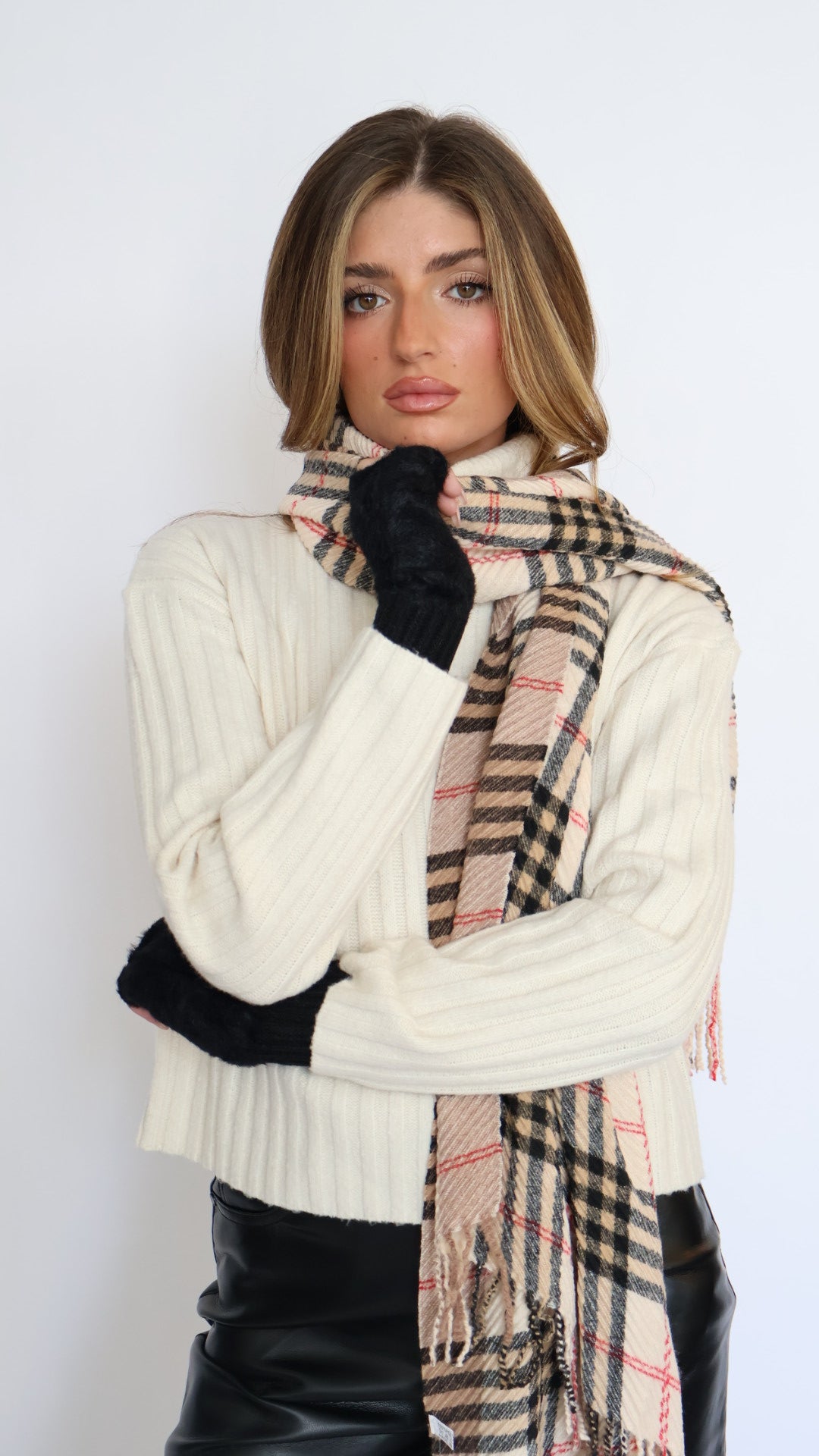 Plush Fingerless Gloves