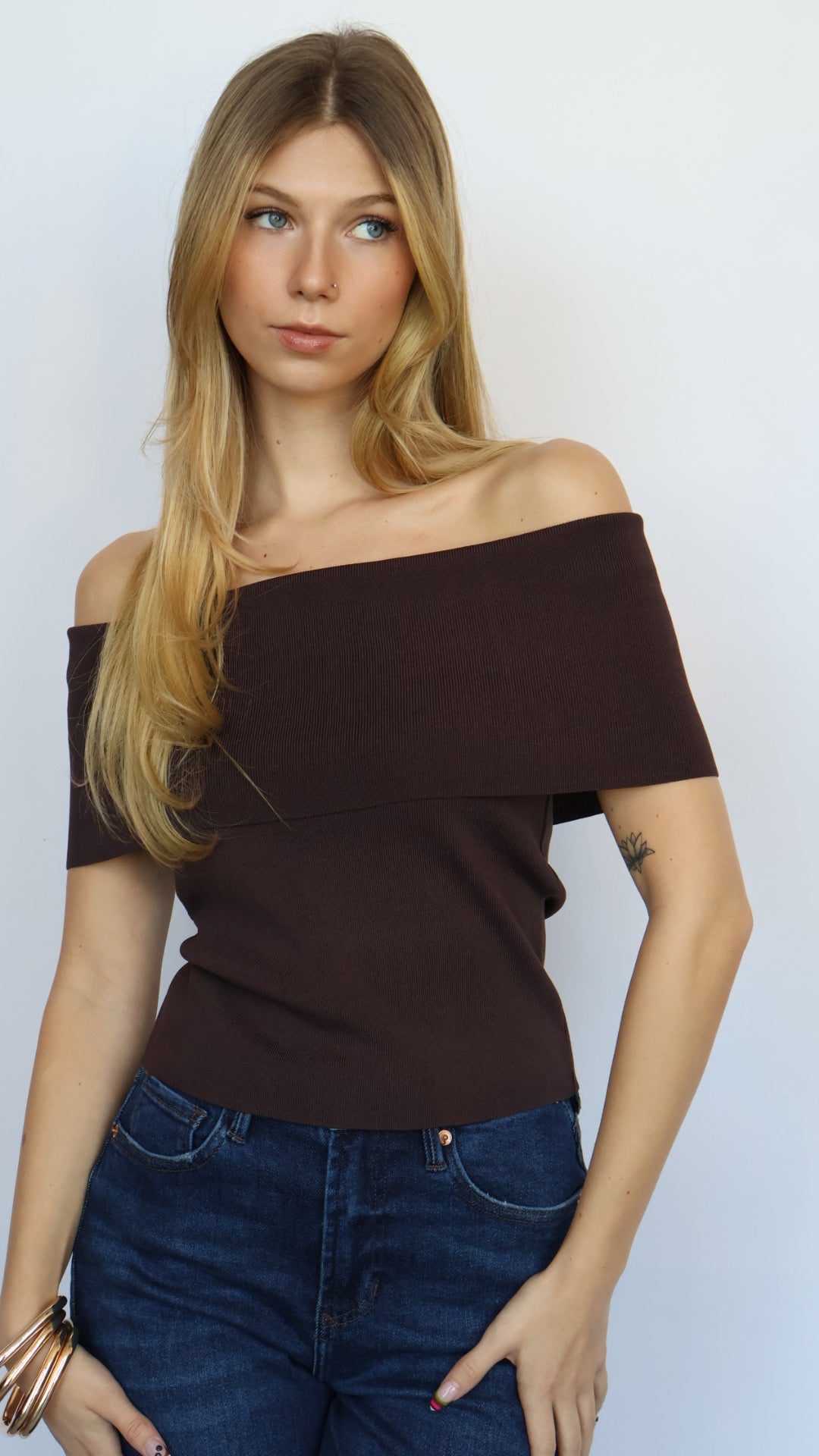 Off The Shoulder Ribbed Knit Top