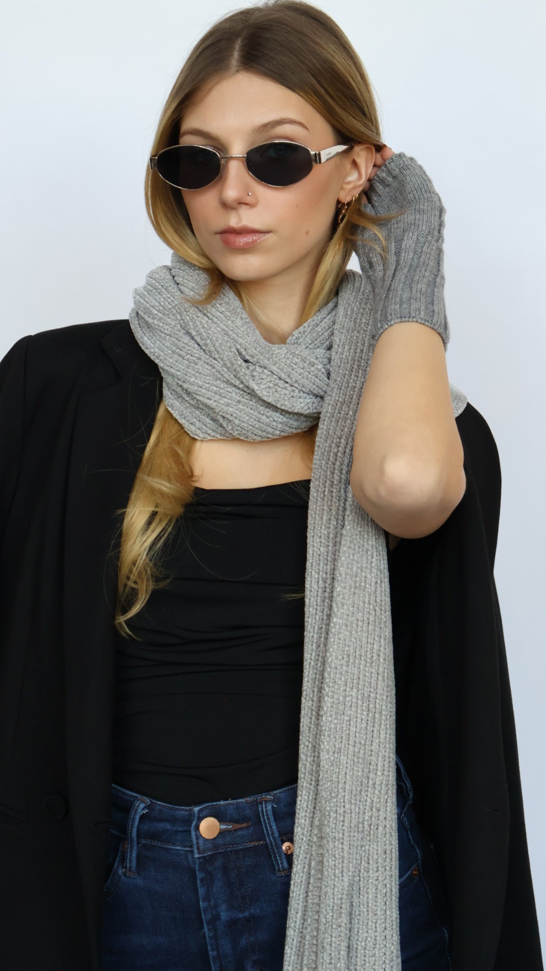 Cable Knit Fingerless Gloves