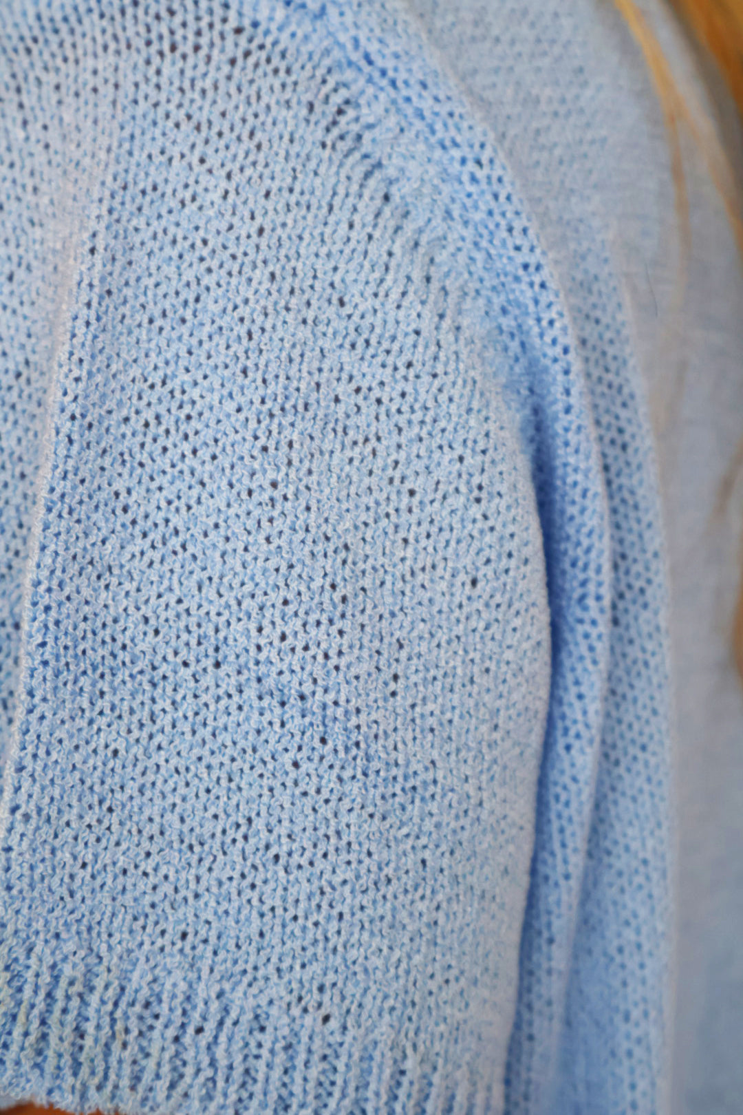 Short Sleeve Light Sweater Knit Top