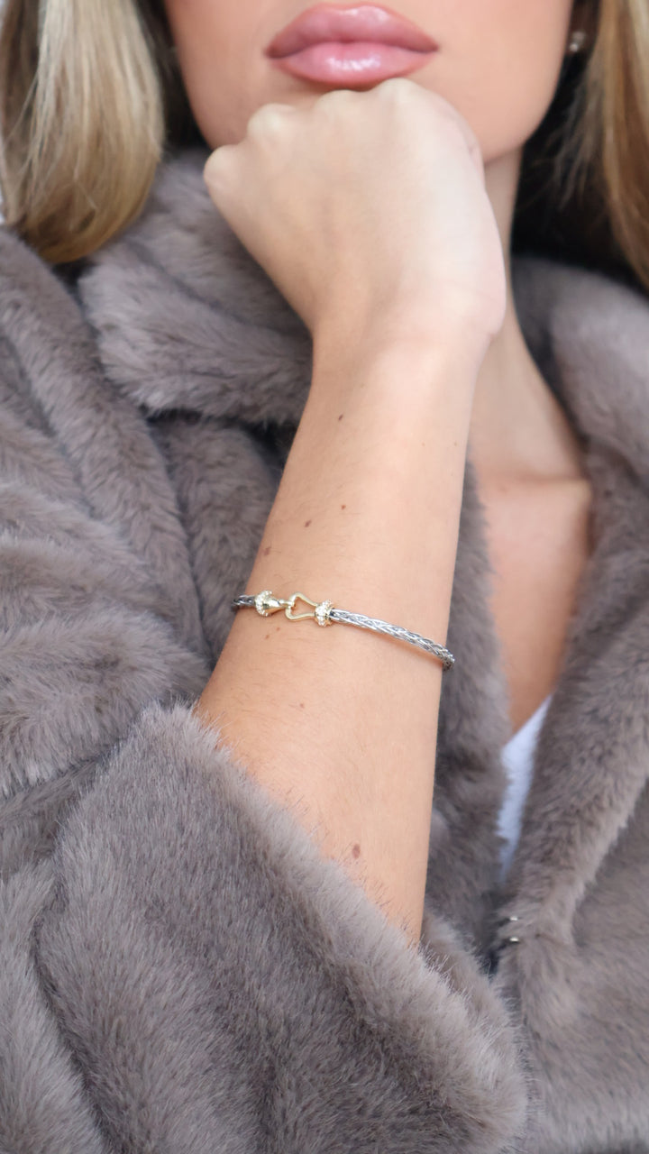 Clasp Closure Bracelet