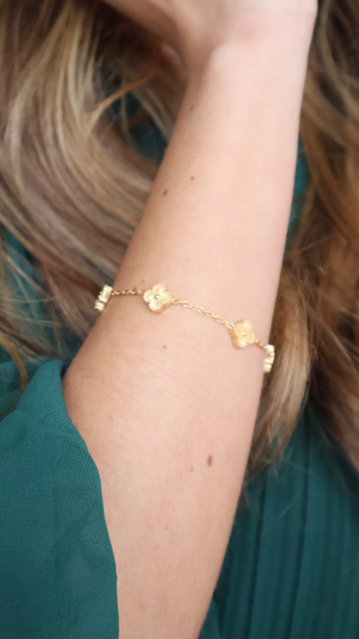 Clover Gold Bracelet