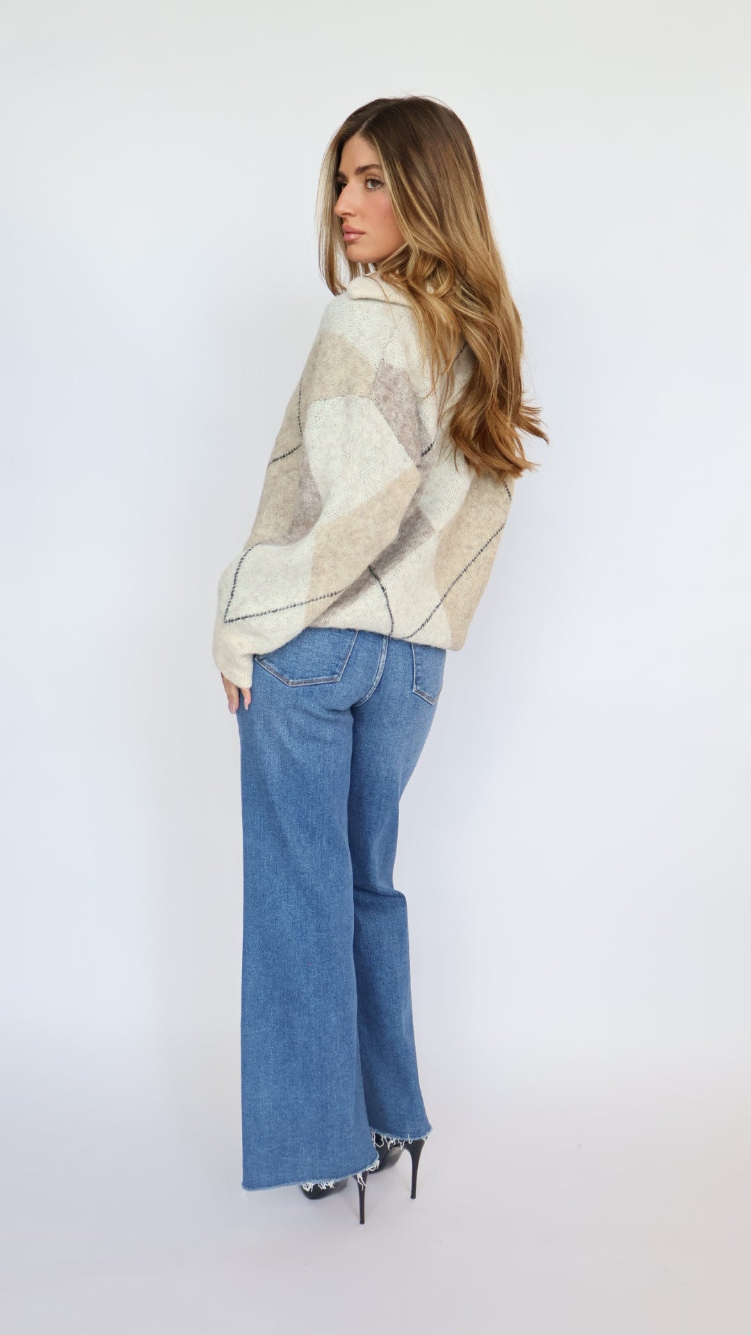 Argyle V Neck Sweater