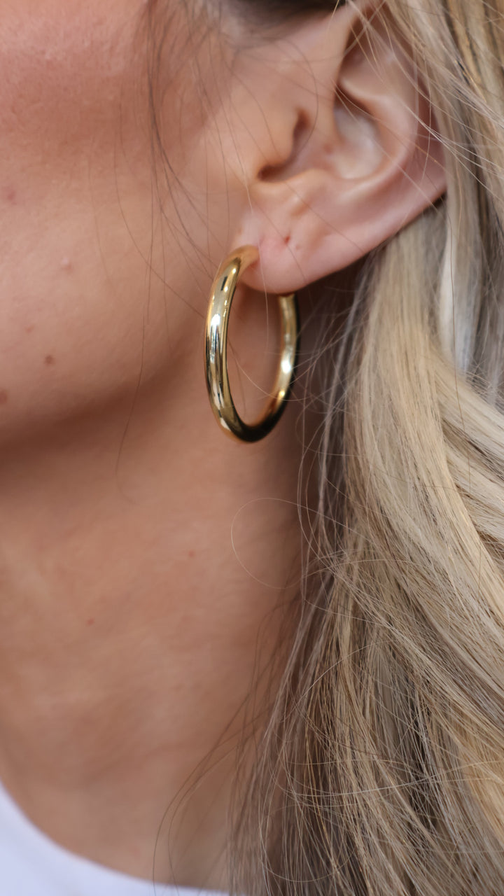 Classic Everyday Hoop