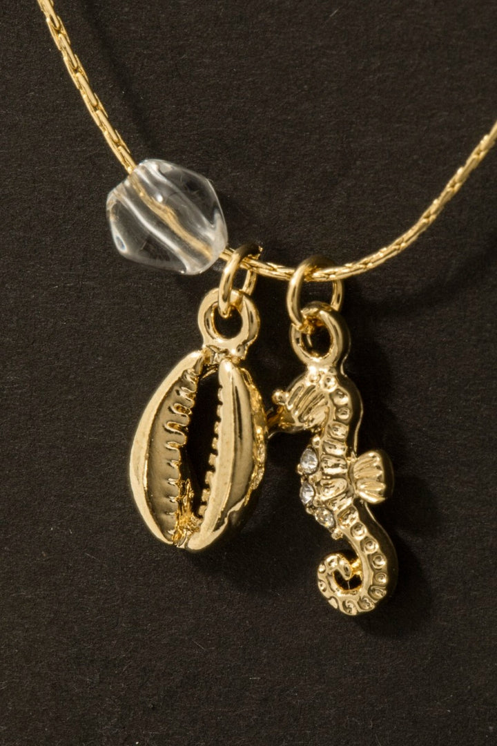 Seashell Seahorse Pendant Necklace