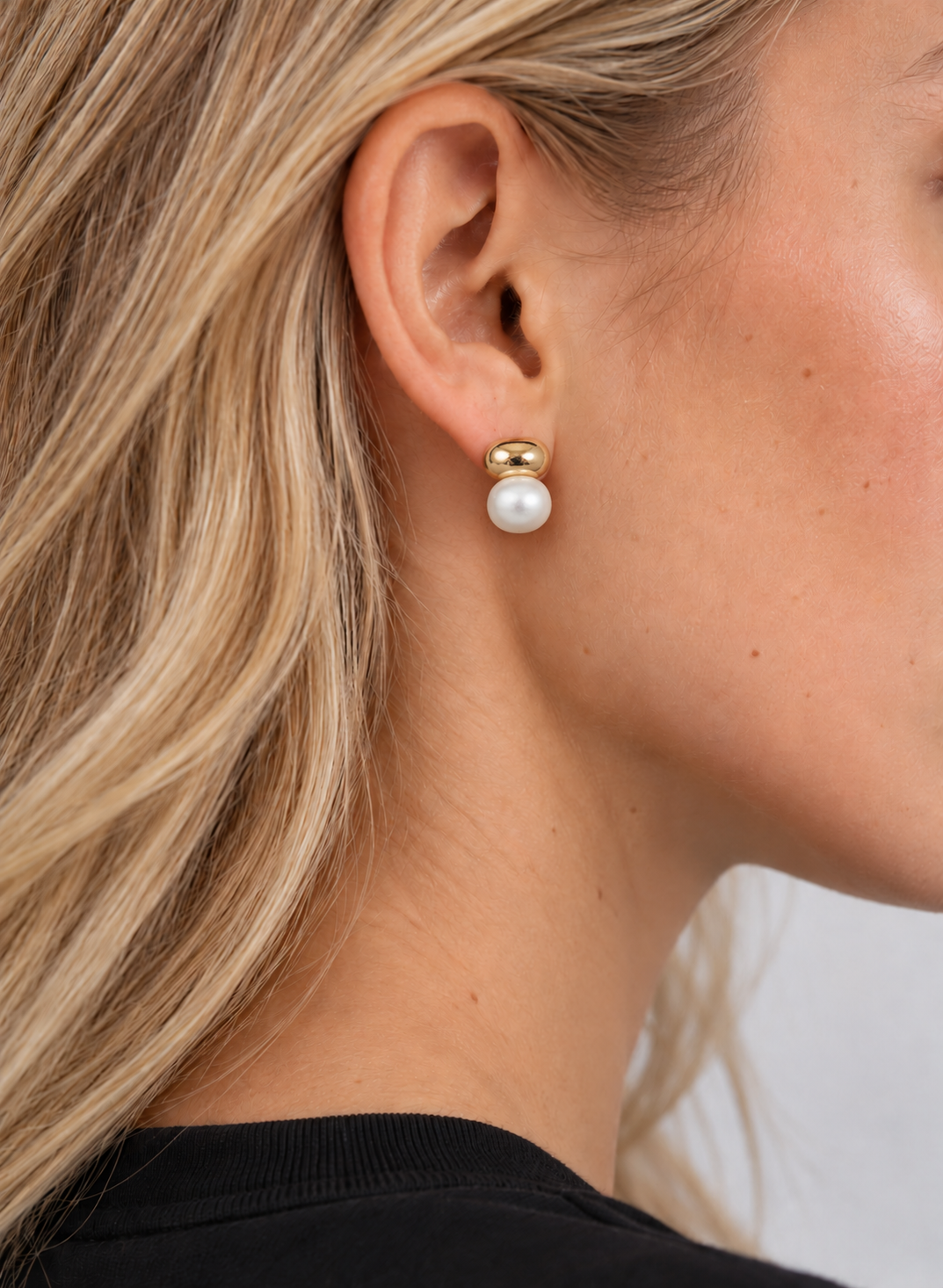 Ashtin Pearl Drop Studs