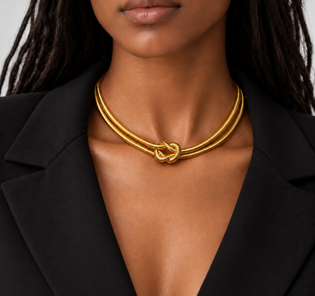 Evereign Knot Necklace