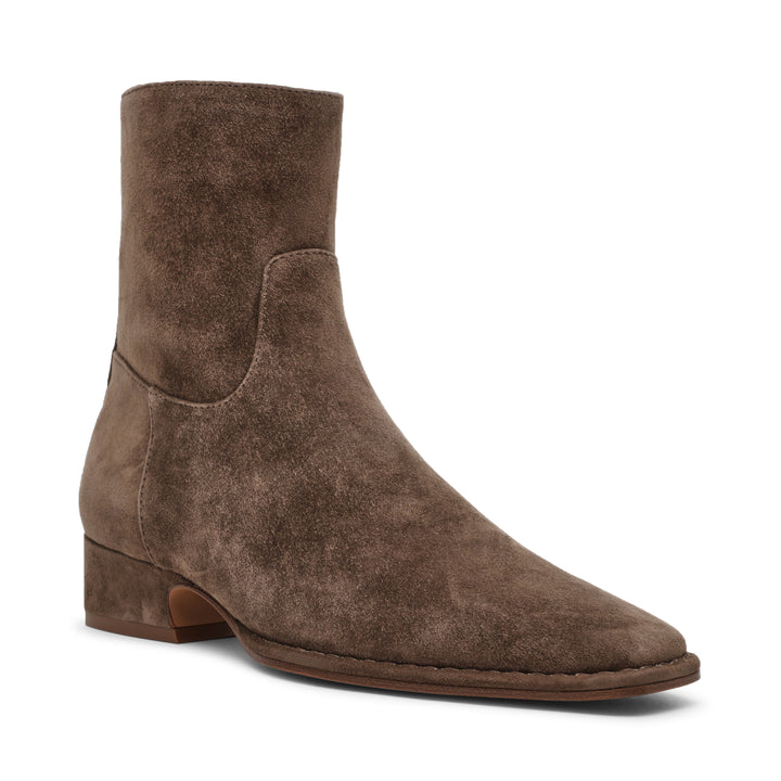 Preorder Steve Madden Dorene Ankle Booties - Suede