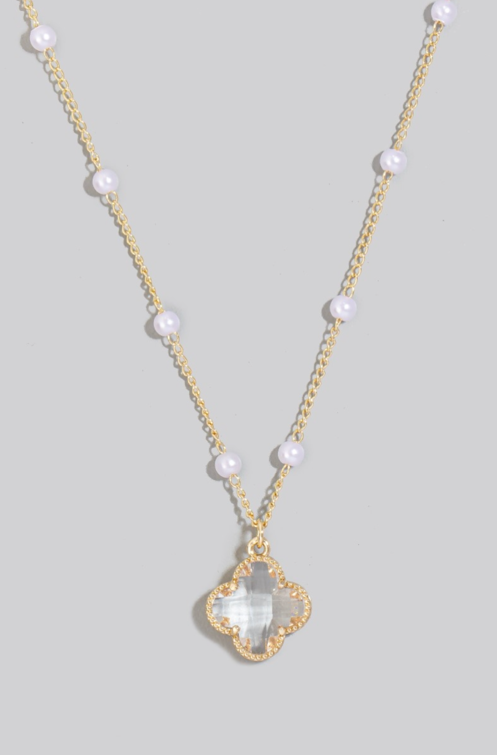 Glass Clover Pendant Pearl Beaded Necklace