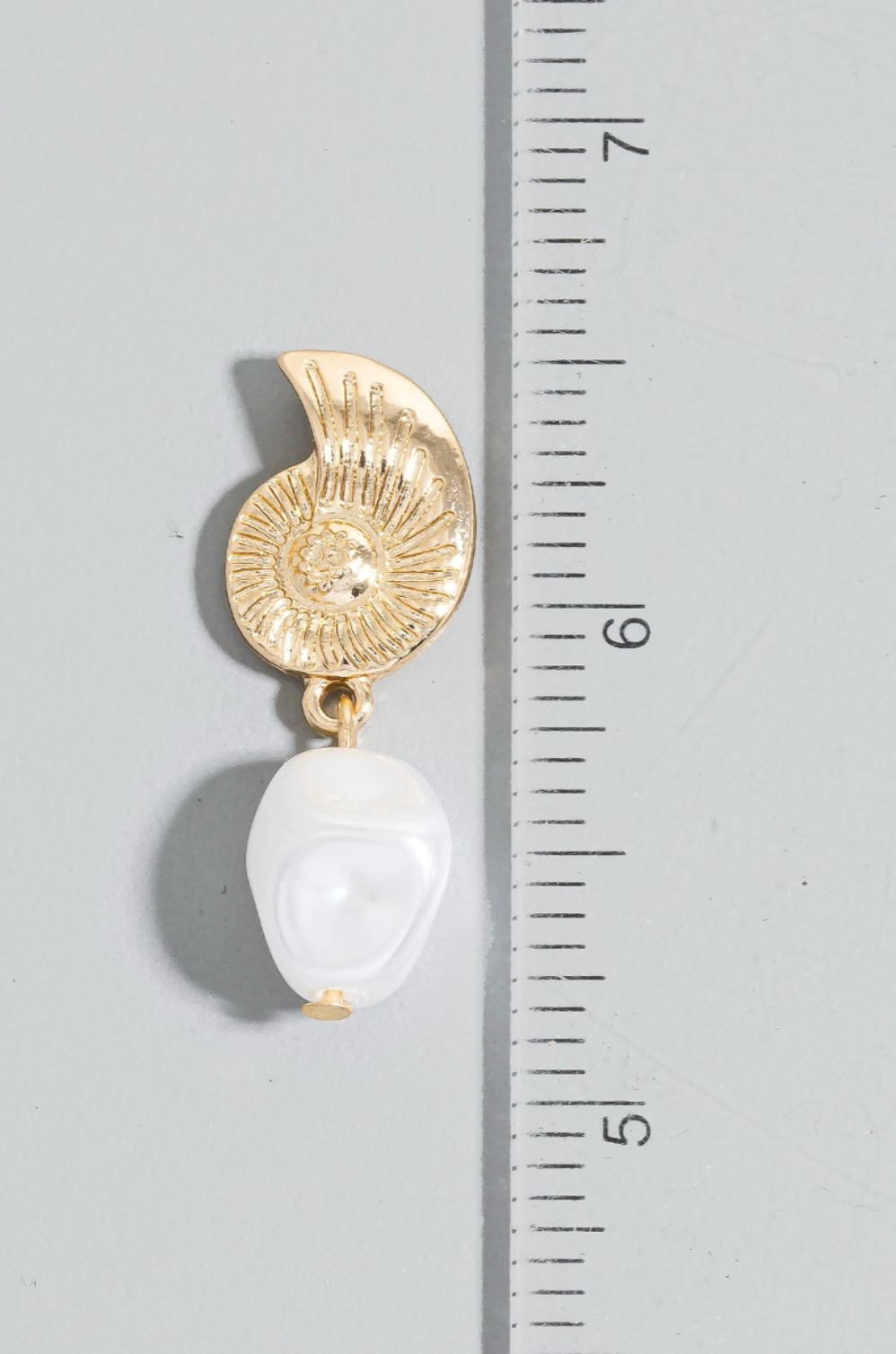 Shell Earring