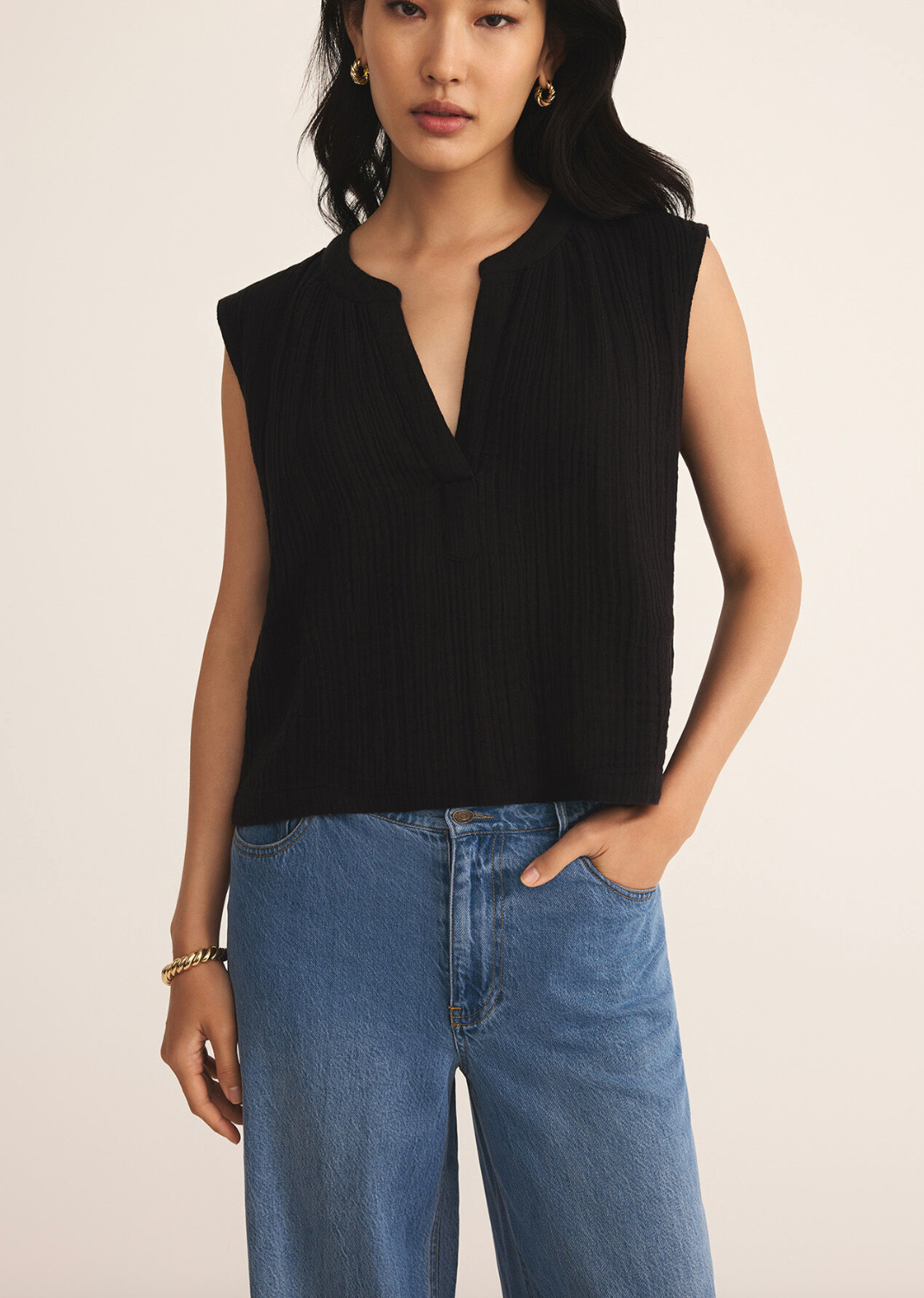 Cliffside V-Neck Airy Top