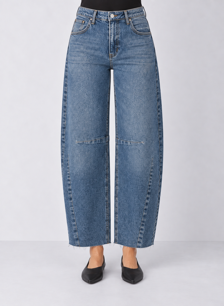 Just Black Denim Dakota Barrel Jean With Seams