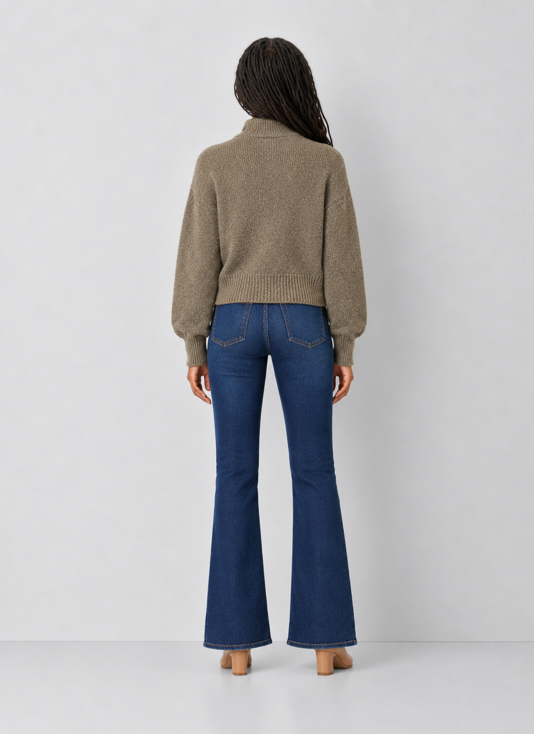 525 Boxy Snap Front Henley Sweater