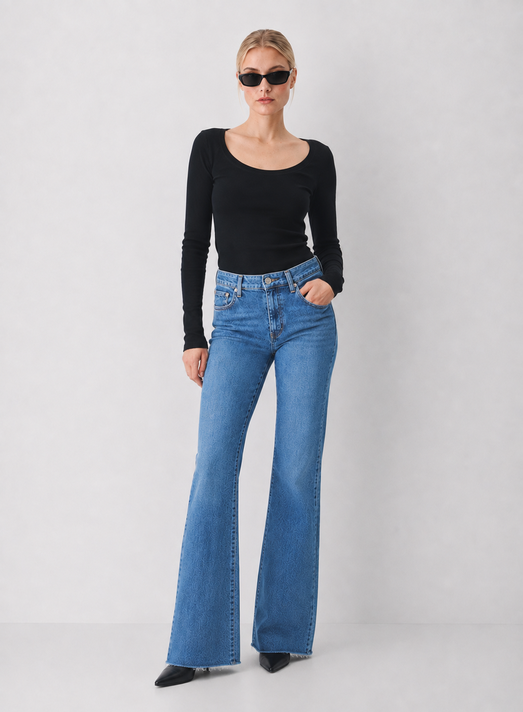 Ribbed Cotton Scoop Neck Long Sleeve Top
