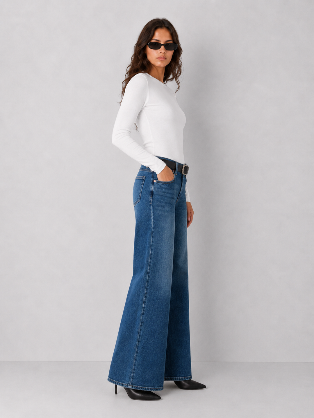 Pistola Vivian Mid Rise Wide Leg Denim