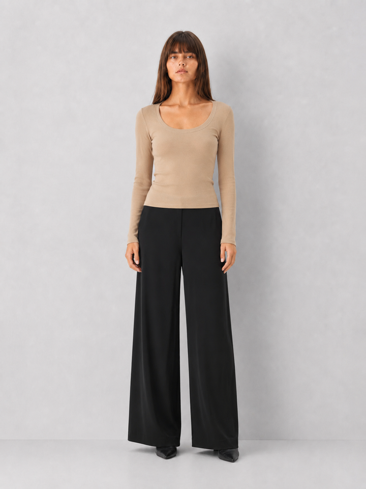 Ribbed Cotton Scoop Neck Long Sleeve Top