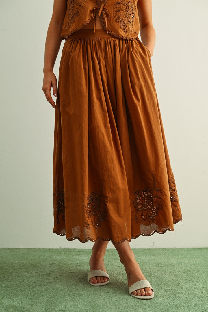 Eyelet Detail Lined Skirt