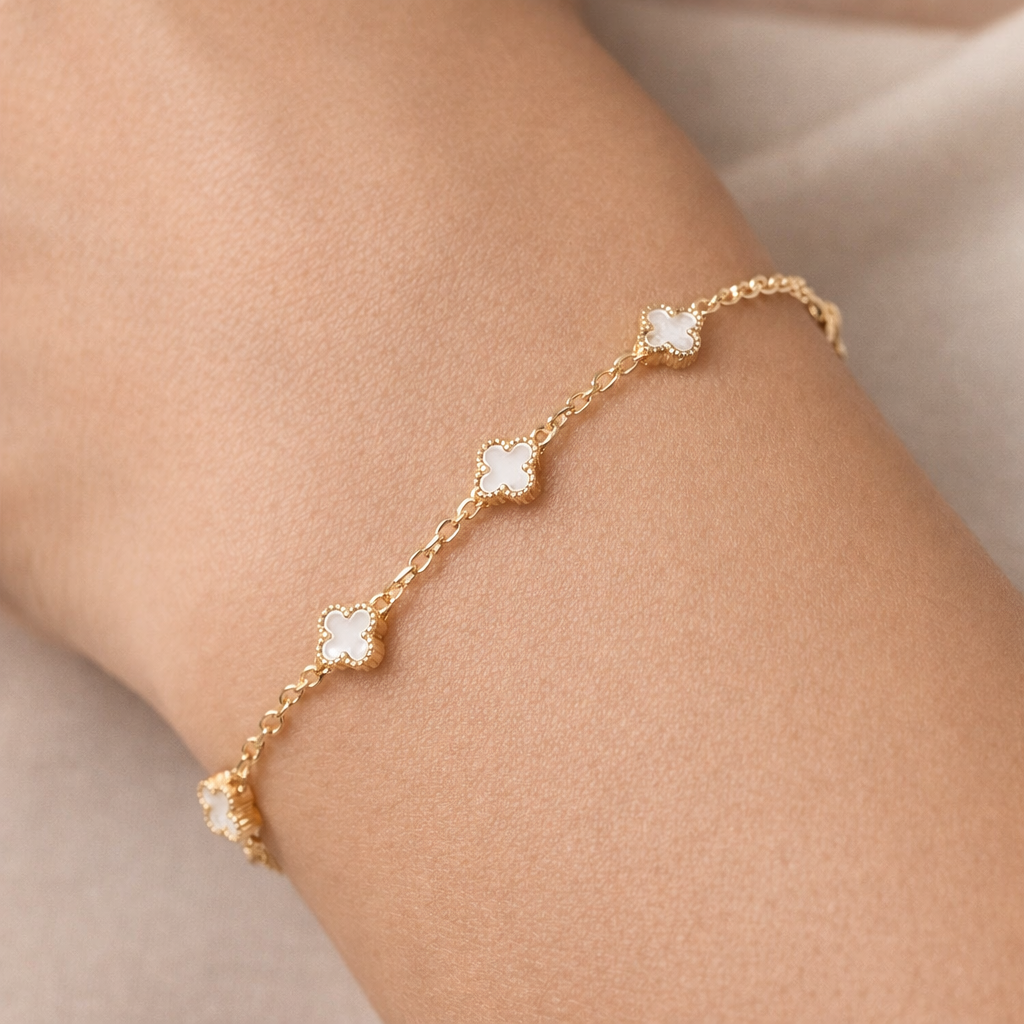 Mother of Pearl Clover Bracelet