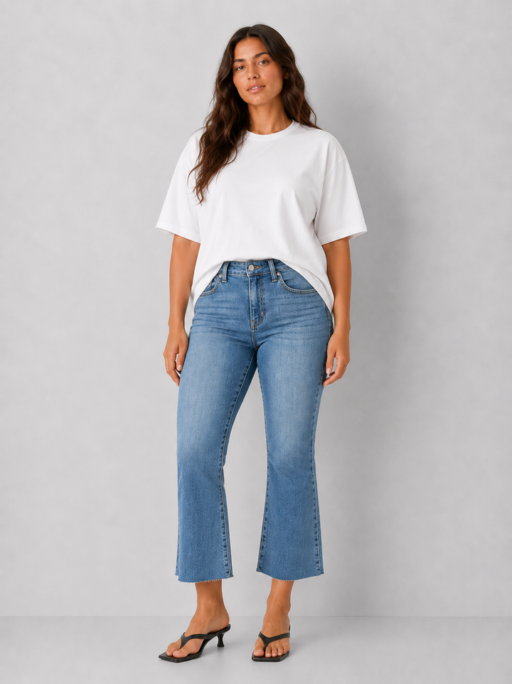 Lexie Petite Crop Flare Super Stretch Jeans