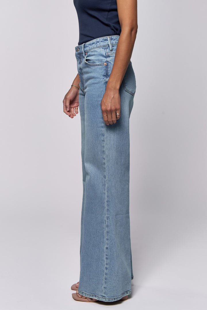 Fiona Mid Rise Vintage Jeans